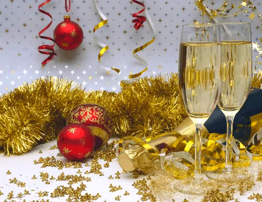 10 Easy Ways To Earn Money For Christmas