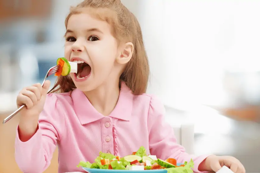 kids eating healthily