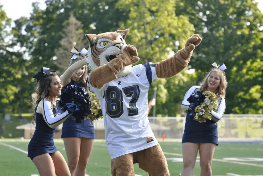 Why Homeschoolers Love the Thiel Athletics Program